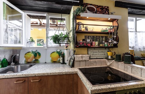 Gordola Cottage | Charming Cottage near Locarno/ Lake