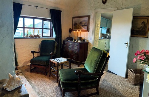 Bunbeg House | Charming Cottage on Bunbeg Harbor in Donegal