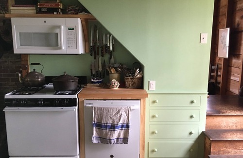 Islesboro House | Charming Cottage on Island Bluff & Beach