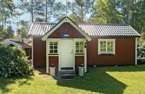 Gamla Staden-Sandskogen House | Charming cottage on sunny plot where you are protected from prying eyes.