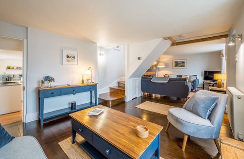 Shaldon Cottage | Charming Cottage overlooking The Green