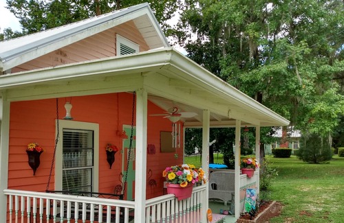 White Springs Cottage | Charming Cottage In Historic White Springs