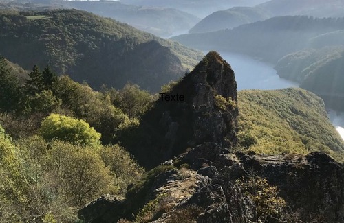 Paulhenc Cottage | Charming Cottage with Pool in Scenic Cantal - Near Pierrefort and Saint-Flour