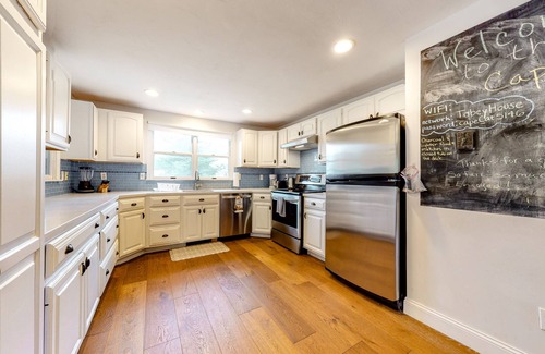Falmouth Heights House | Charming cottage with deck, yard, & AC - walk to beach, Main Street, & ferry