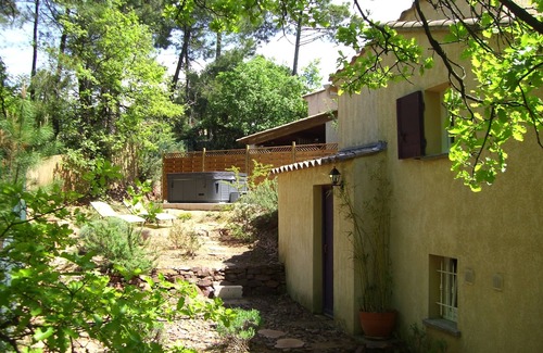 Bedoin Cottage | Charming cottages, private SPA and private garden
