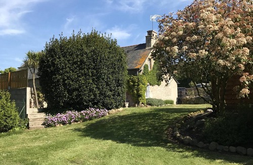 Plevenon House | Charming country house by the sea