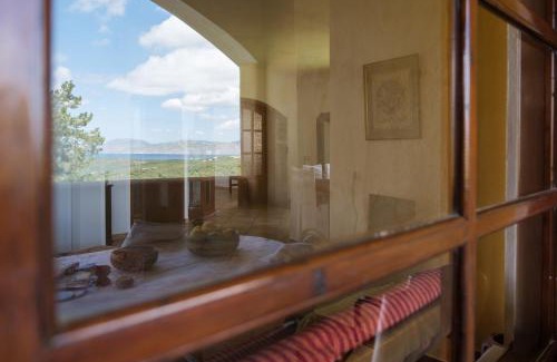 Episkopi House | Charming Country House with View
