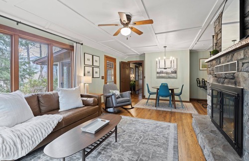 Lake Lure House | Charming & Cozy Hideaway, 3 Minutes from Lake Lure Beach & Marina