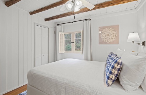 Lake Lure House | Charming & Cozy Hideaway, 3 Minutes from Lake Lure Beach & Marina