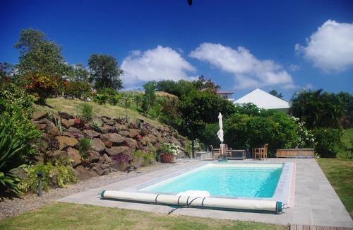 Le Robert House | CHARMING CREOLE VILLA WITH POOL