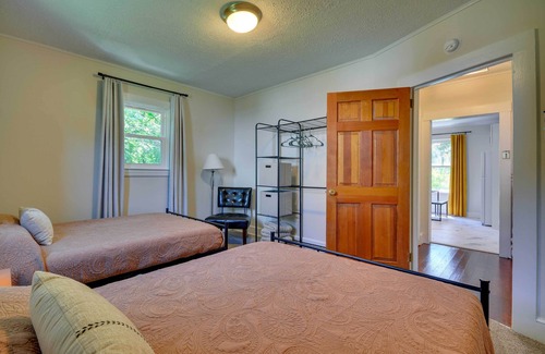 Danville House | Charming Danville Home: 1/2 Mi to Caesars Virginia