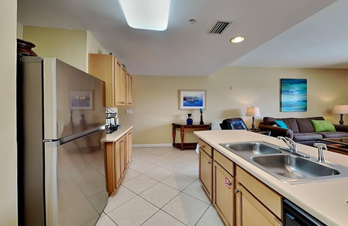 Fort Walton Beach - Destin Condo | Charming Destin Condo with Complimentary Beach Service!