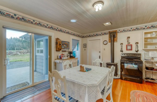 Langley House | Charming, dog-friendly, restored farmhouse with large backyard