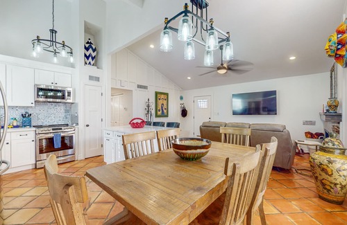 Tempe House | Charming dog-friendly townhome with 3 pools, gas grill, AC, & washer/dryer