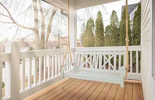 West Dundee Apartment | Charming Downtown Farmhouse Apartment #1