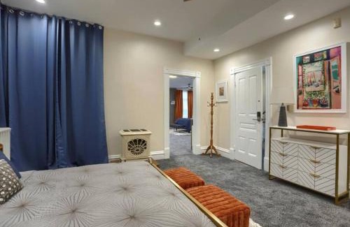 Downtown Harrisburg Apartment | Charming Downtown Retreat Steps from Capitol Bldg