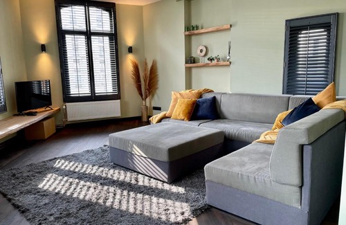 De Kaaien Apartment | Charming Duplex apartment at Top Location