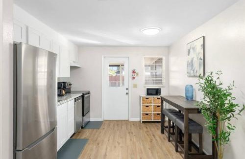 Zephyrhills House | Charming Duplex in Zephyrhills! #2
