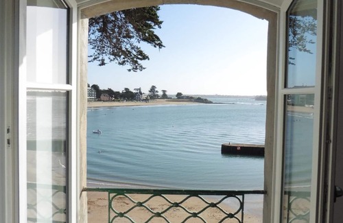 Larmor-Plage Apartment | Charming duplex, large terrace and sea view in Larmor Plage