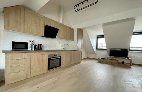 Dansaert Apartment | Charming duplex on the canal Brussels