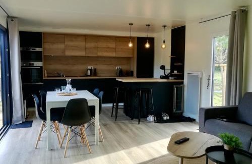 Les Mathes House | Charming ecolodge in a quiet area, heated pool all year Charente-Maritime
