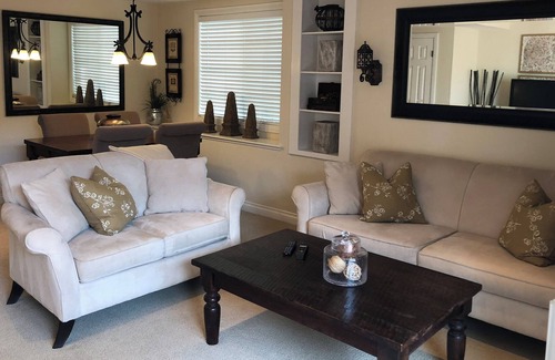 Goleta House | Charming, elegantly remodeled Townhome - 2bd/2.5bth - 2 Masters Suites