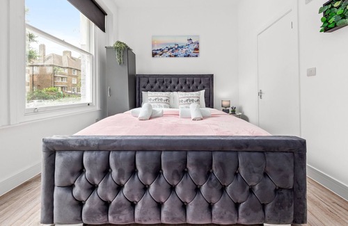 Hillrise Apartment | Charming Ensuite Room in Finsbury Park London N19