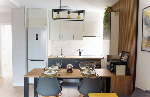 Santa Marta de Tormes Apartment | Charming apartment 7 min from Salamanca by beBalmy