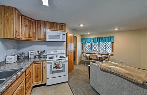 Fairbanks Apartment | Charming Fairbanks Apartment - 10 Mins to Downtown