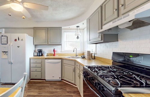 Ocean City House | Charming, family-friendly house close to Ocean City attractions & beaches