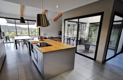 Roquebrun House | Charming family villa La Passejade with heated swimming pool