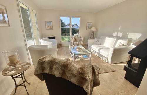 Sainte-Cecile-Plage House | Charming family villa in Sainte Cécile plage labelled 4*.