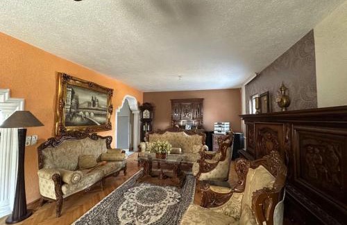 Jerli Talinovac Villa | Charming Ferizaj Villa
