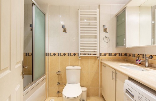 Osmanbey Apartment | Charming Flat 3 min to Citys Nisantasi in Sisli