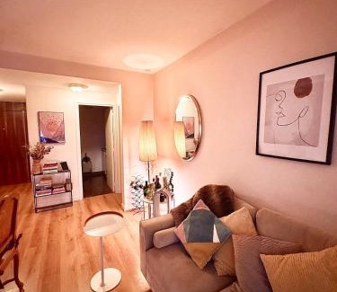 Faubourg-du-Roule Apartment | Charming flat beside Champs-Élysées