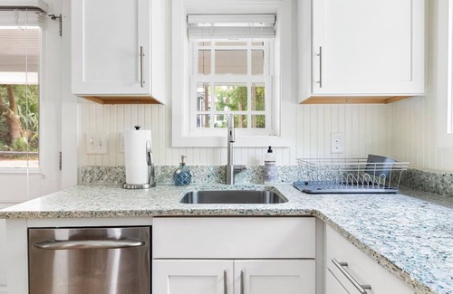 Folly Beach House | Charming Folly Beach Home - Perfect Location