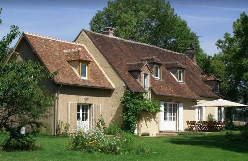 Malicorne House | Charming residence with private tennis court and very large heated swimming pool