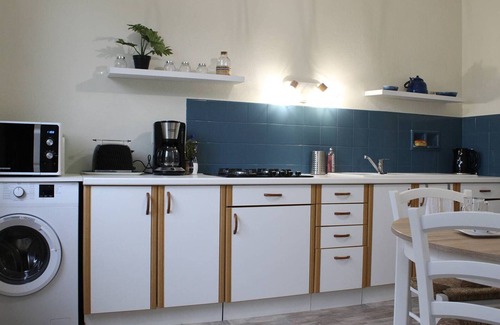 Domino House | Charming Renovated Home with Garden, Near Market and Beach in Saint-Georges-d'Oléron, Sleeps 2