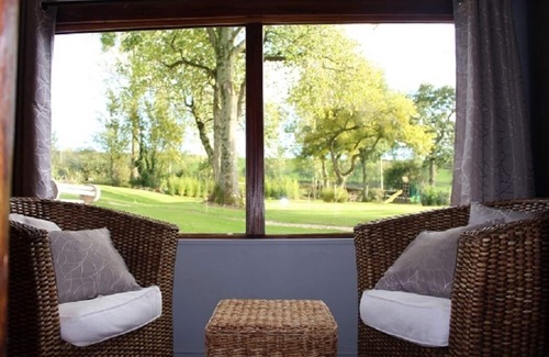 Saint-Michel-sous-Bois Cottage | Charming cottage with indoor pool, heated quietly near the sea