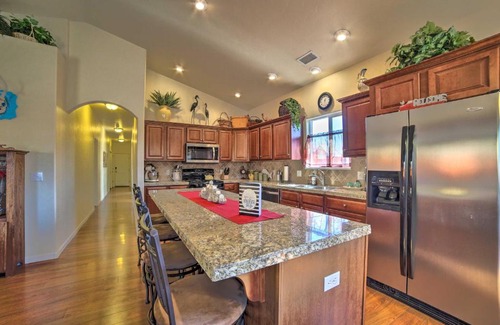 Fruita House | Charming Fruita Home - Walk to Downtown!
