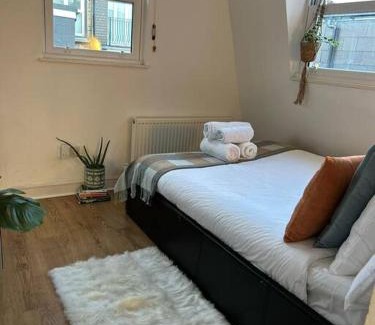 Fulham Broadway Apartment | Charming Fulham flat