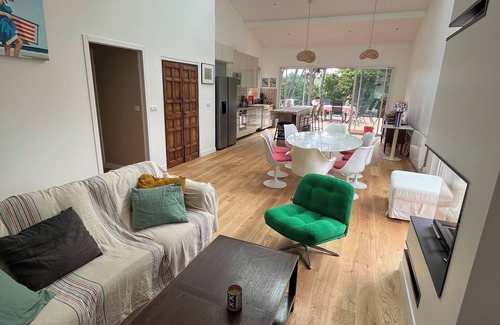 Pyla-sur-Mer House | Charming, fully renovated villa with breathtaking forest views.