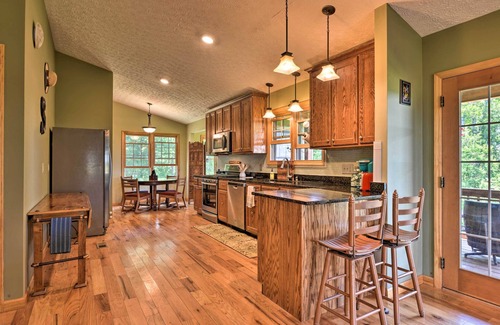Galax House | Charming Galax Retreat w/Wraparound Deck!