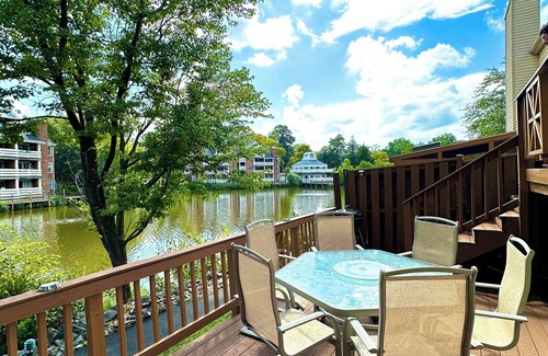 West Falls Church House | Charming Gated Home within 20 minutes of D.C.