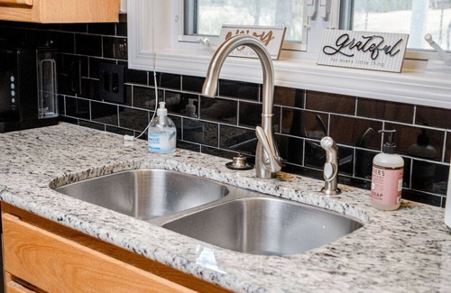Hot Springs Village House | Charming Golf Course Retreat