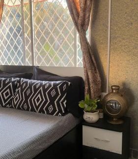 Undri House | Charming Green Hideout