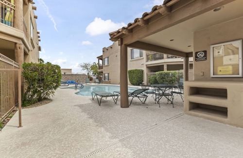 Fountain Hills Apartment | Charming Ground-Level Condo Near Dining, Park & Trails With Pool & Hot Tub