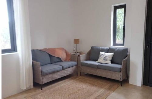 Black River House | Charming house in a green setting 10 minutes from the beach!