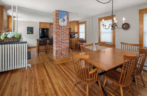 Old North End House | Charming Historic Burlington Home Blocks from Church Street Marketplace