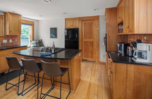 Old North End House | Charming Historic Burlington Home Blocks from Church Street Marketplace